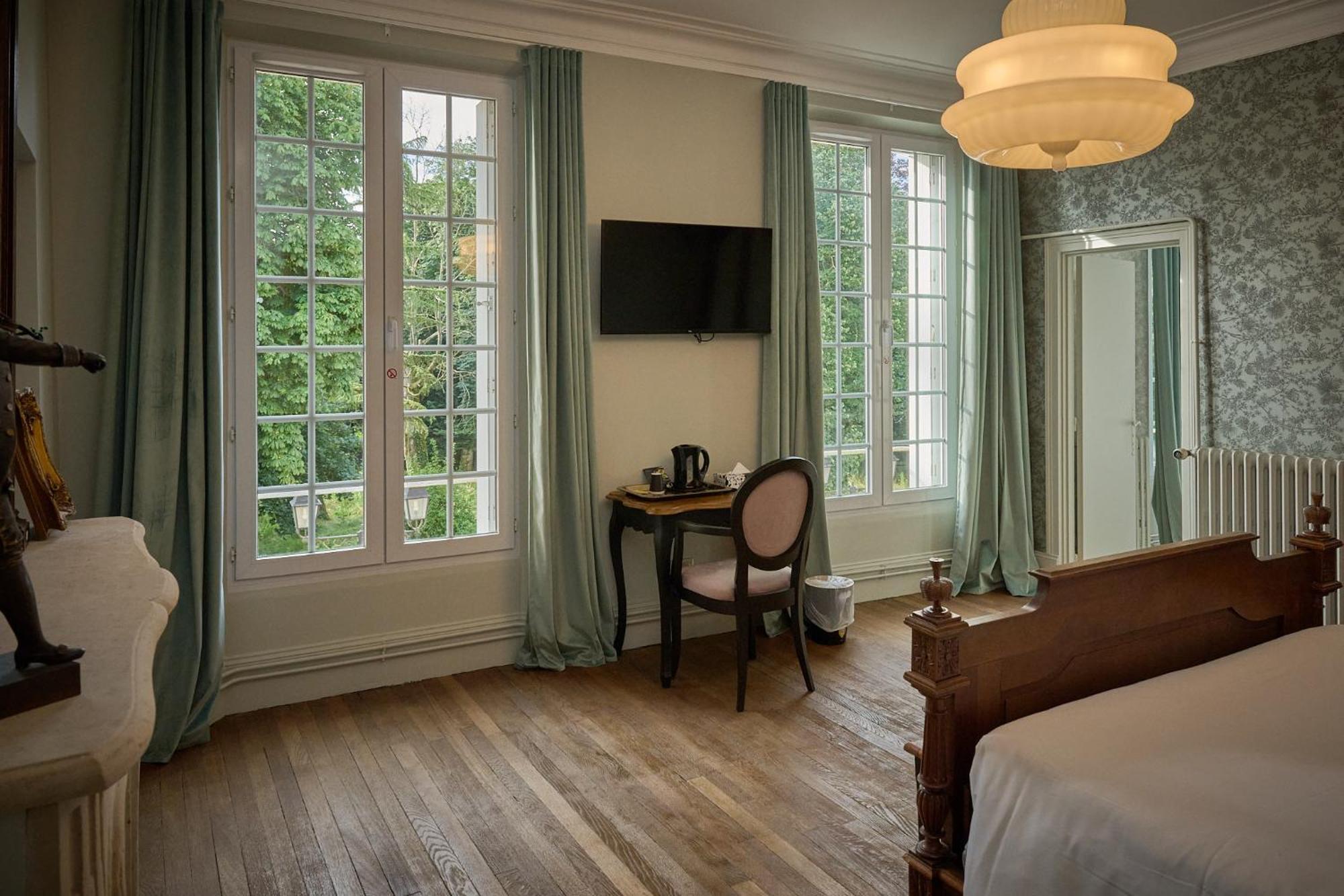 Chateau Du Bois Guibert Bonneval  Номер фото