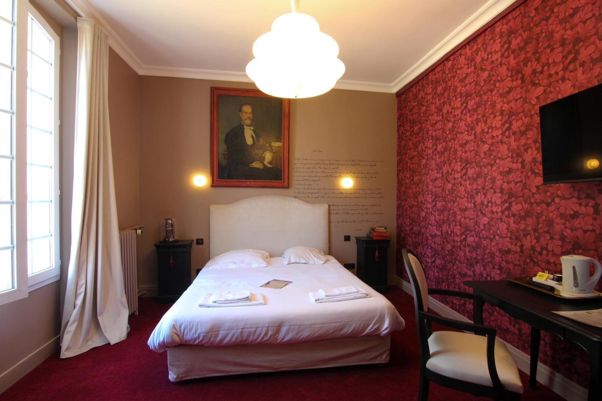 Chateau Du Bois Guibert Bonneval  Номер фото
